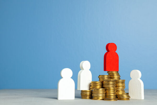 お金と人のイメージ